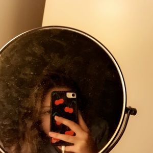 Meet your Posher, Lucy